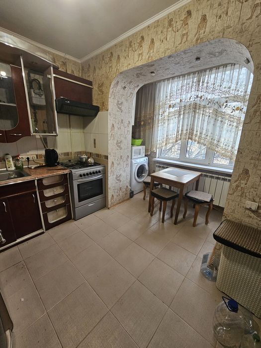 Продаж квартири  Чернівці