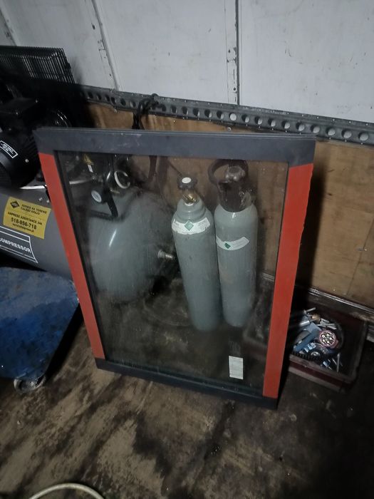 Okno aluminiowe jednoszybowe