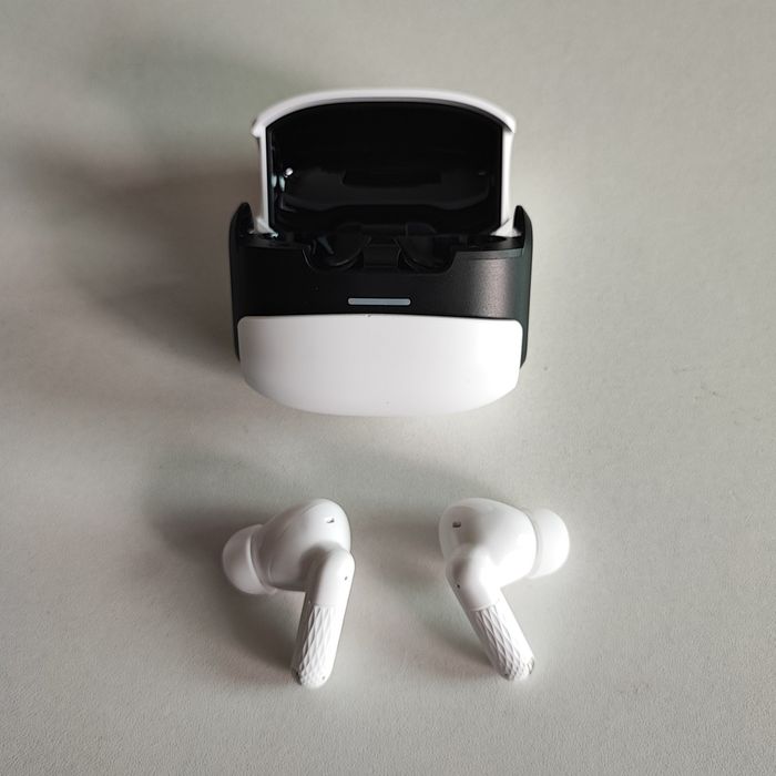 Auriculares Bluetooth AOC Novos