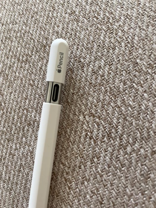 Apple Pencil USB-C nova