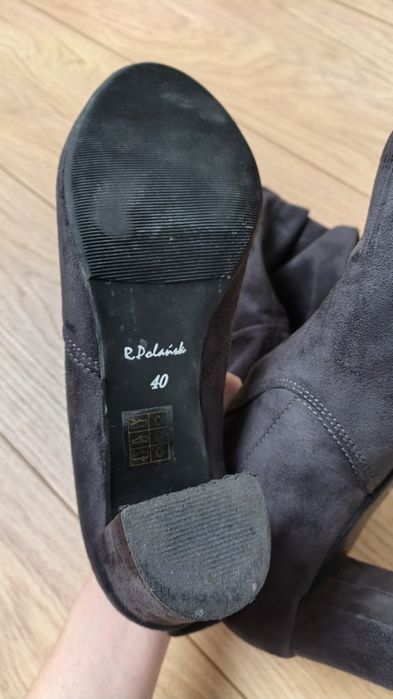 Kozaki R. Polański, grafitowe r. 40