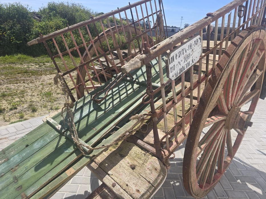 Charrete / carroça antiga agricola