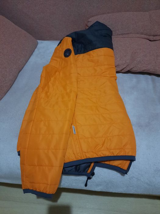 Модная красивая куртка.  Новая!!!