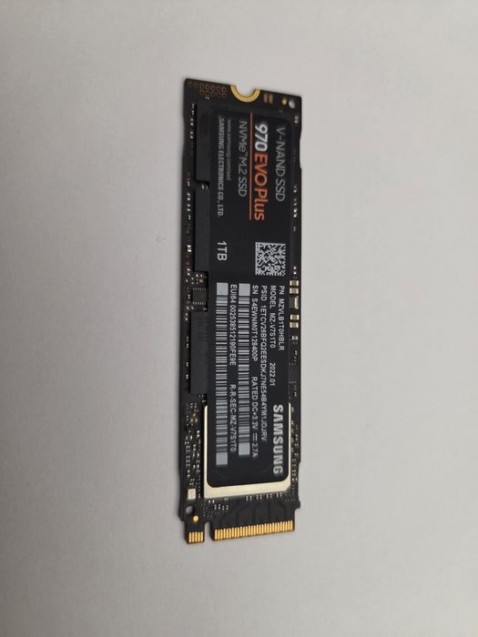 Dysk SSD Samsung 1TB M.2 PCIe NVMe 970 EVO Plus (MZ-V7S1T0) TESTY NA ZDJECIACH ( Dysk wymaga termopada Brak  w zestawie za dopłatą do nabycia )