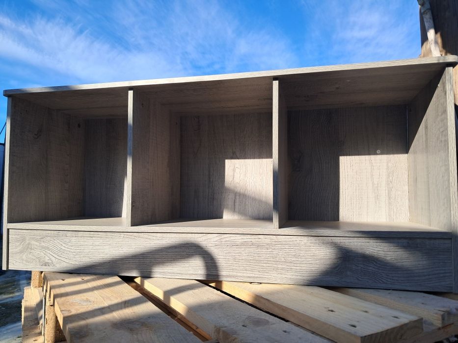 Vendo armário de madeira