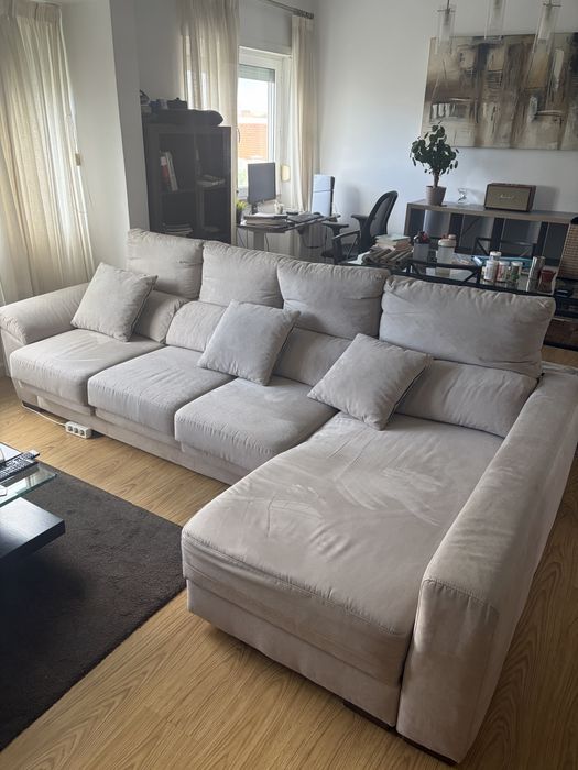 Sofá com chaise longue em excelente estado