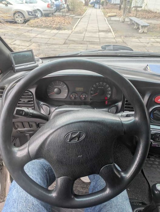 Хюндай Н1 мікроавтобус