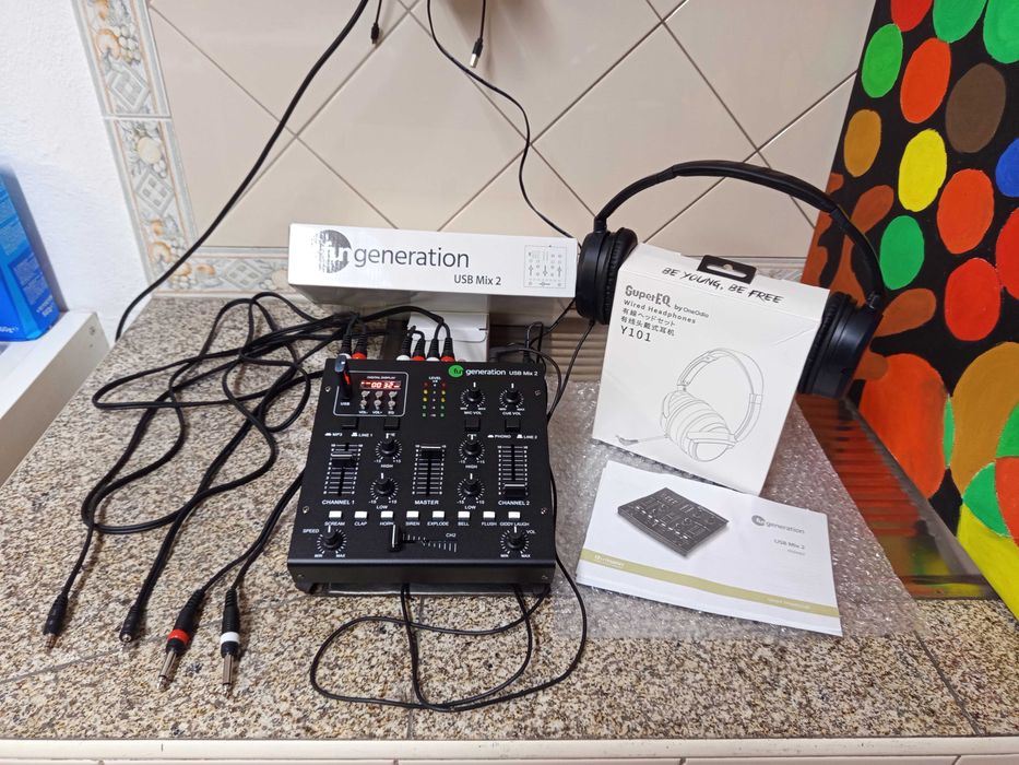 Mesa Som DJ + Auscultadores + Cabos/ Novo