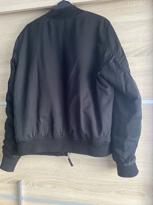 Kurtka bomberka XL