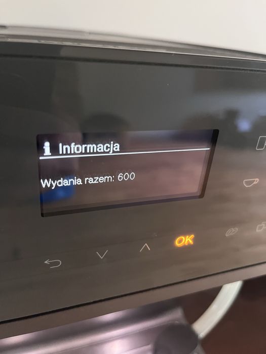 Miele CM6560 Milkperfection Szary ekspres do kawy