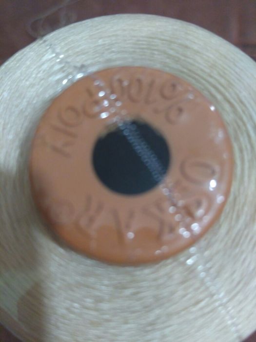 Нитка швейная Oscar,mH