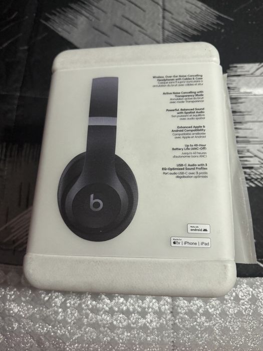 auscultadores Beats Studio Pro