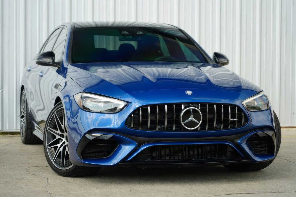 Mercedes-Benz C-Class AMG C 63 S E Performance      2024