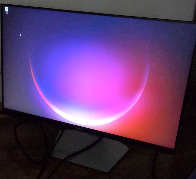Monitor Dell S2421H.