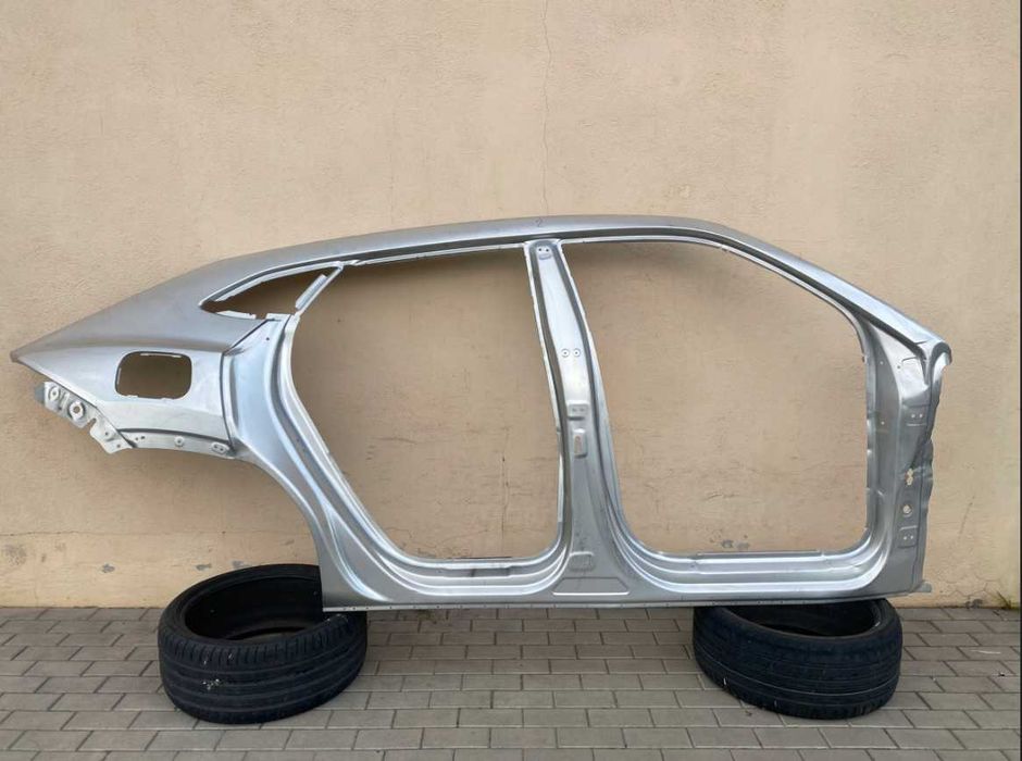 Четверть Крыло Фильонка Lamborgini Urus разборка розборка
