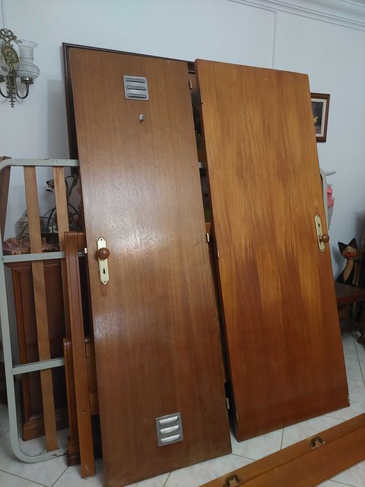 Aduela macissa  para vao de porta com batente
