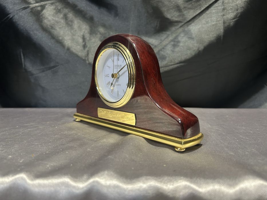 Zegarek DANBURY – Elegancki Zegarek Kominkowy