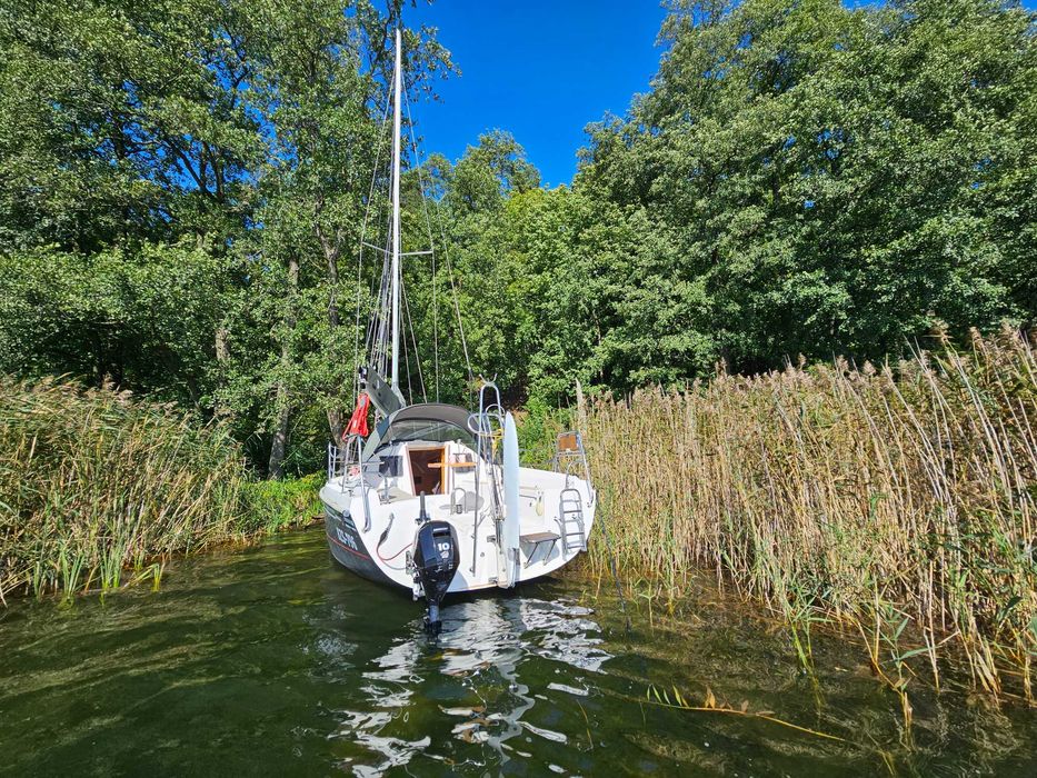 Jacht żaglowy Maxus 28  2014r