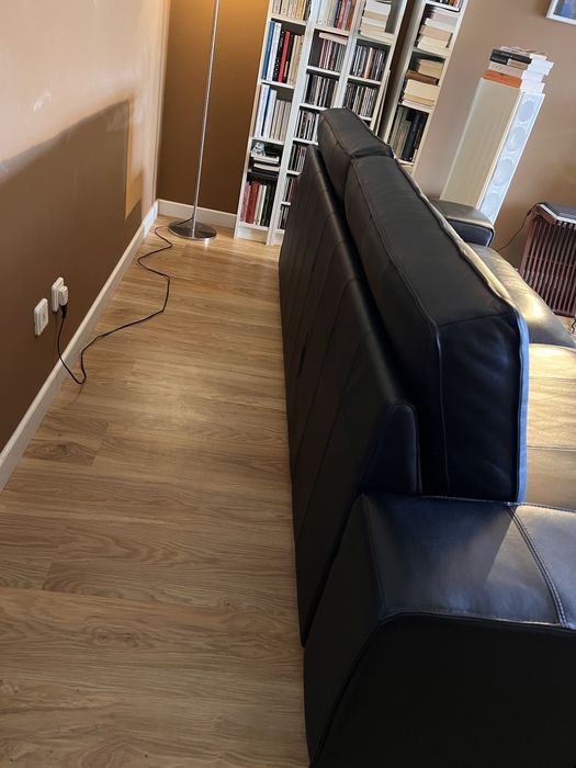 Sofá em couro preto Ikea - Kivik - 3 lugares
