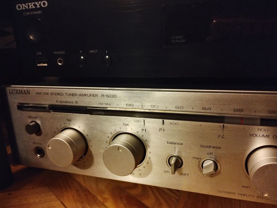 Wzmacniacz Luxman R-5030 po serwisie