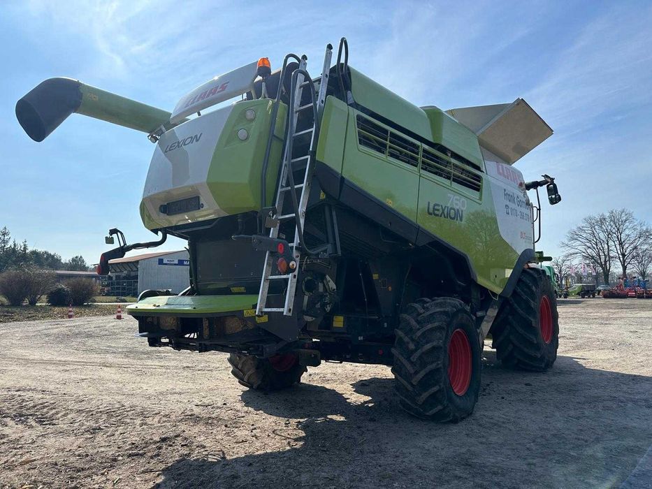 CLAAS LEXION 760 2017 + жатка V930