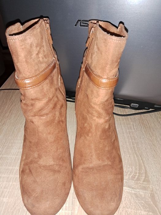 Черевички жіночі