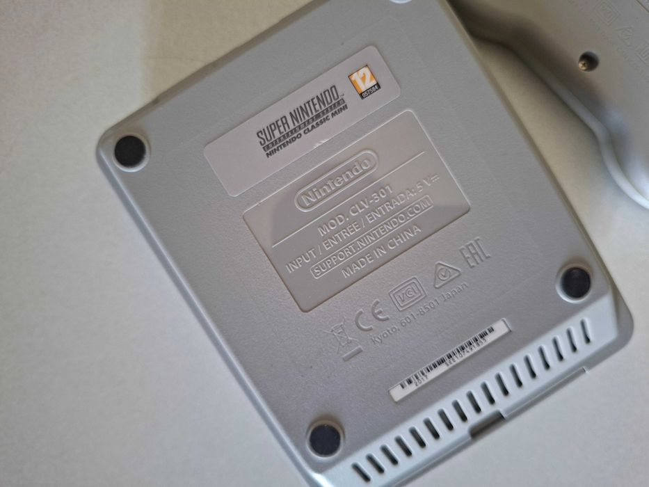 Nintendo Classic Mini Super Nintendo SNES *Em caixa*
