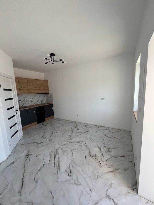 Новий будинок, ремонт 2025р, кондиціонер, тепла підлога, паркомісце.