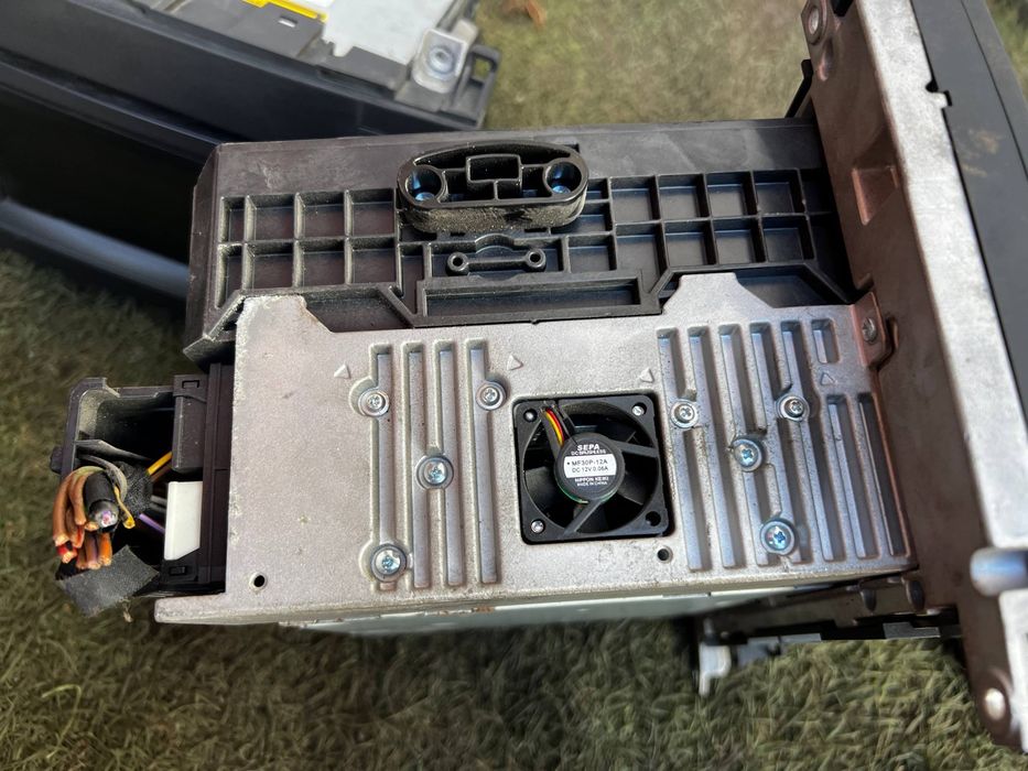 Магнітола Мерседес Спрінтер 906 Віто 639. Магнітофон A1699002000