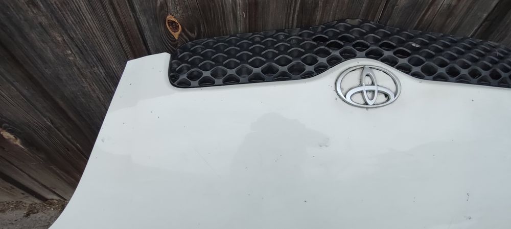 Yaris I lift 068 maska pokrywa silnika i inne