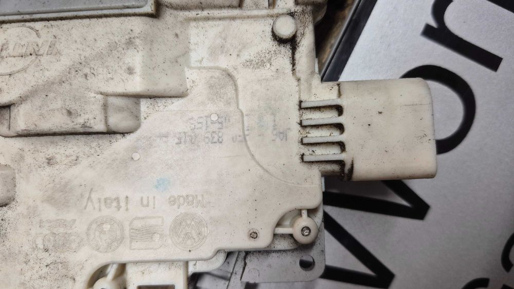 Fechadura Porta Traseira Esquerda Audi A4 B6 B7 A3 8P A6 C6 R8 Seat Exeo 8E0837015AA