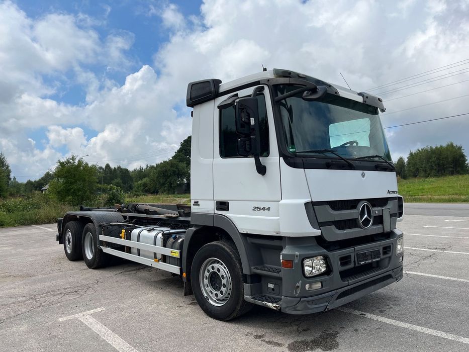 Mercedes-Benz ACTROS MP3 Multilift Hiab Hakowiec Opuszczana skrętna oś  Przystawka 2544 Pod zabudowe Multilifthiab meiller