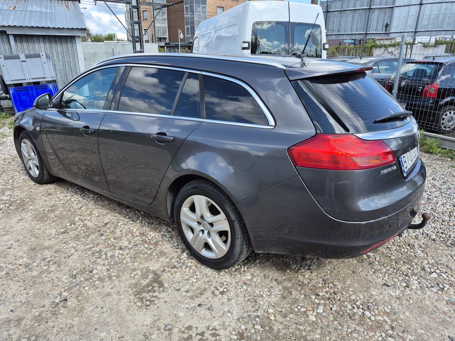 Opel Insignia 2.0 Diesel 2010 Rok HAK