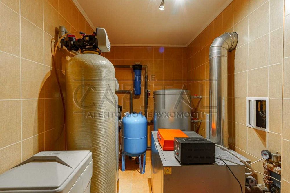 Оренда / Будинок / 450 м2 / Гора / вул. Лісова