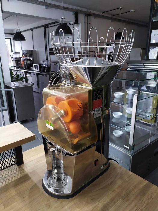 Automatyczna wyciskarka do cytrusów Citrocasa Fantastic F/SB Advance