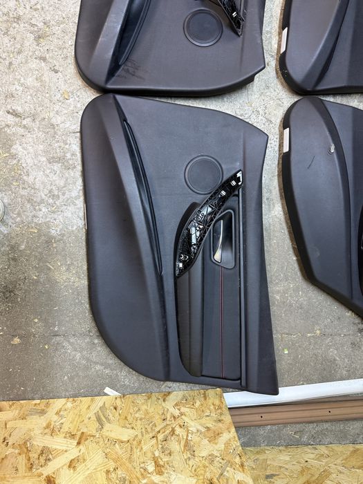 Карти BMW F30 кожа з полоскою