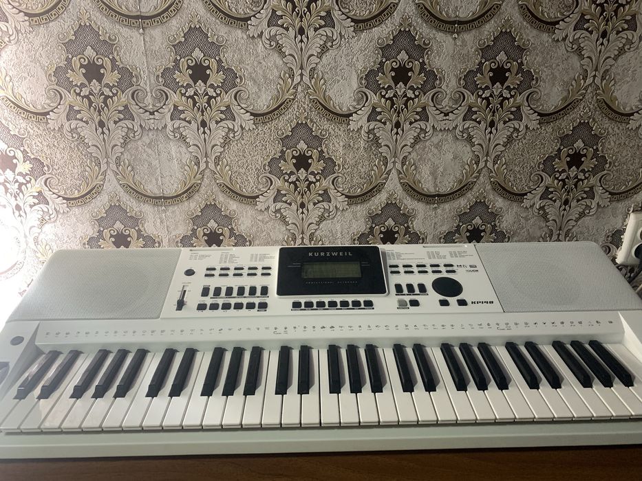 продам KURZWEIL KP140