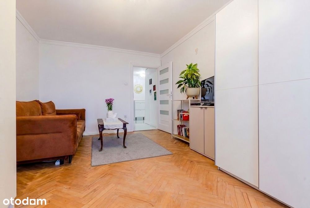 2 pokoje po remoncie, loggia - Nisko