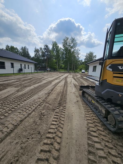 USLUGI KOPARKĄ 2.5TONY ,MINIKOPARKA  roboty ziemne  koparka ,