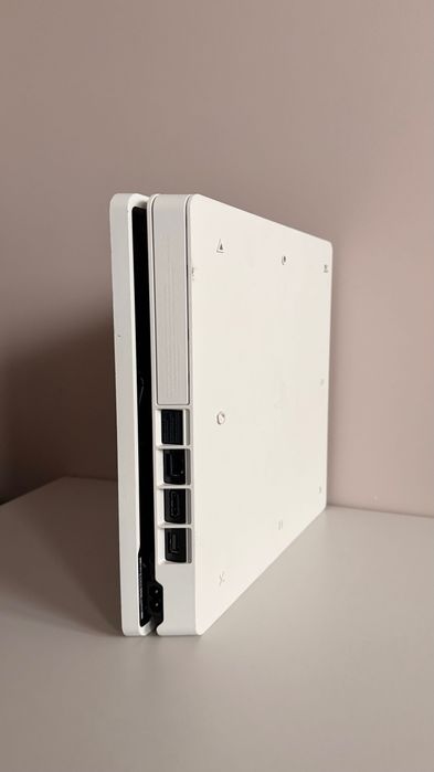 Konsola PlayStation 4 Slim Biała