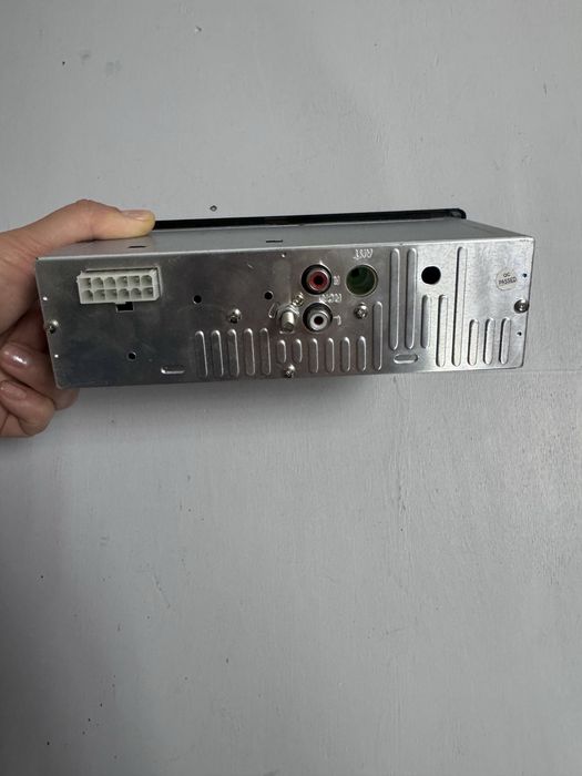 Автомобільна магнітола AEG AR 4027