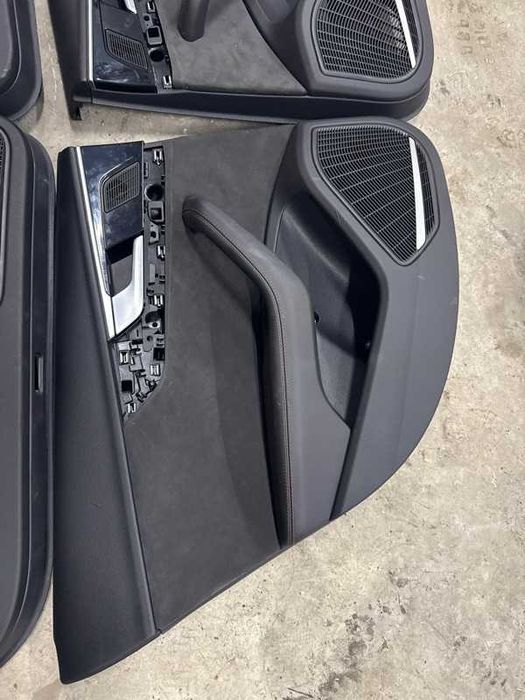 Карта двери комплект обшивка двери Audi A4 S4 B9 алькантара запчасти
