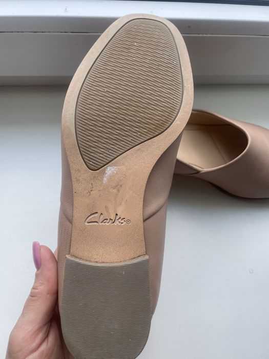 Балетки, туфлі Clarks