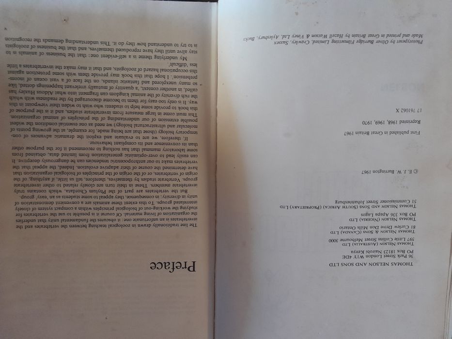 Livro de estudo de invertebrados