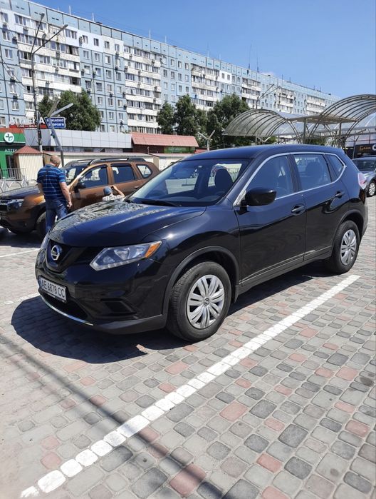 Продам Nissan Rogue 2015-16