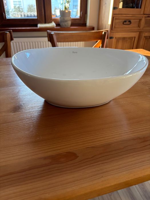 Nowa nie używana umywalka   REA