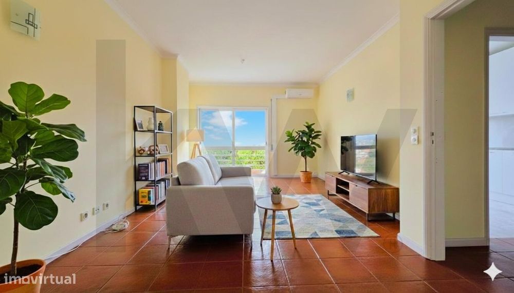 Moderno Apartamento T2 em Paço de Sousa, Penafiel