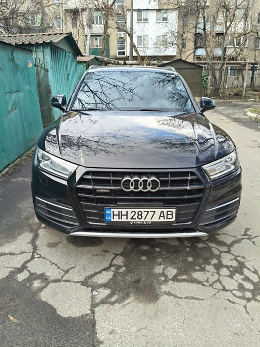 Продам Audi Q5 (2019)