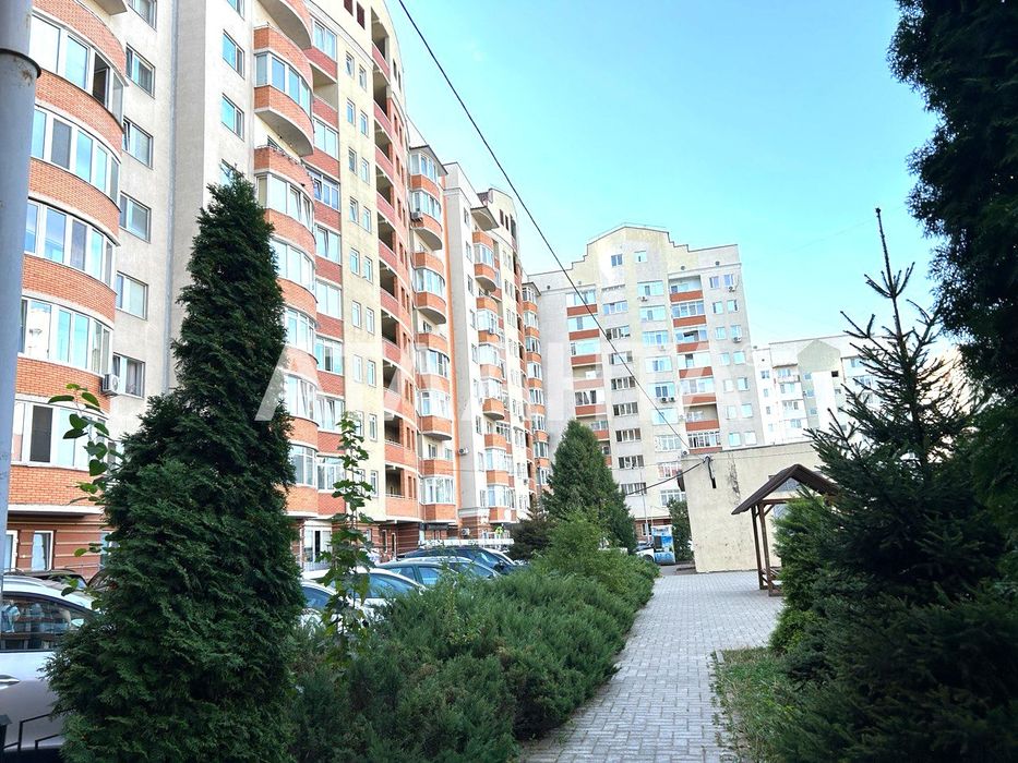 2 кім Новобуд, 2 поверх  р-н ТЦ ПРОСПЕКТ