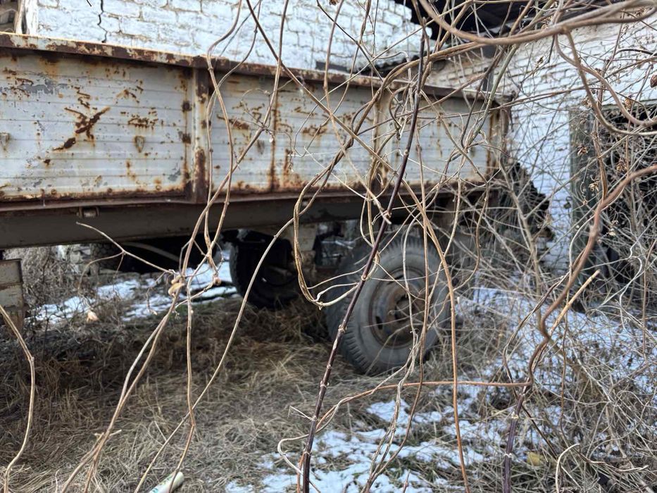 Причеп вантажний